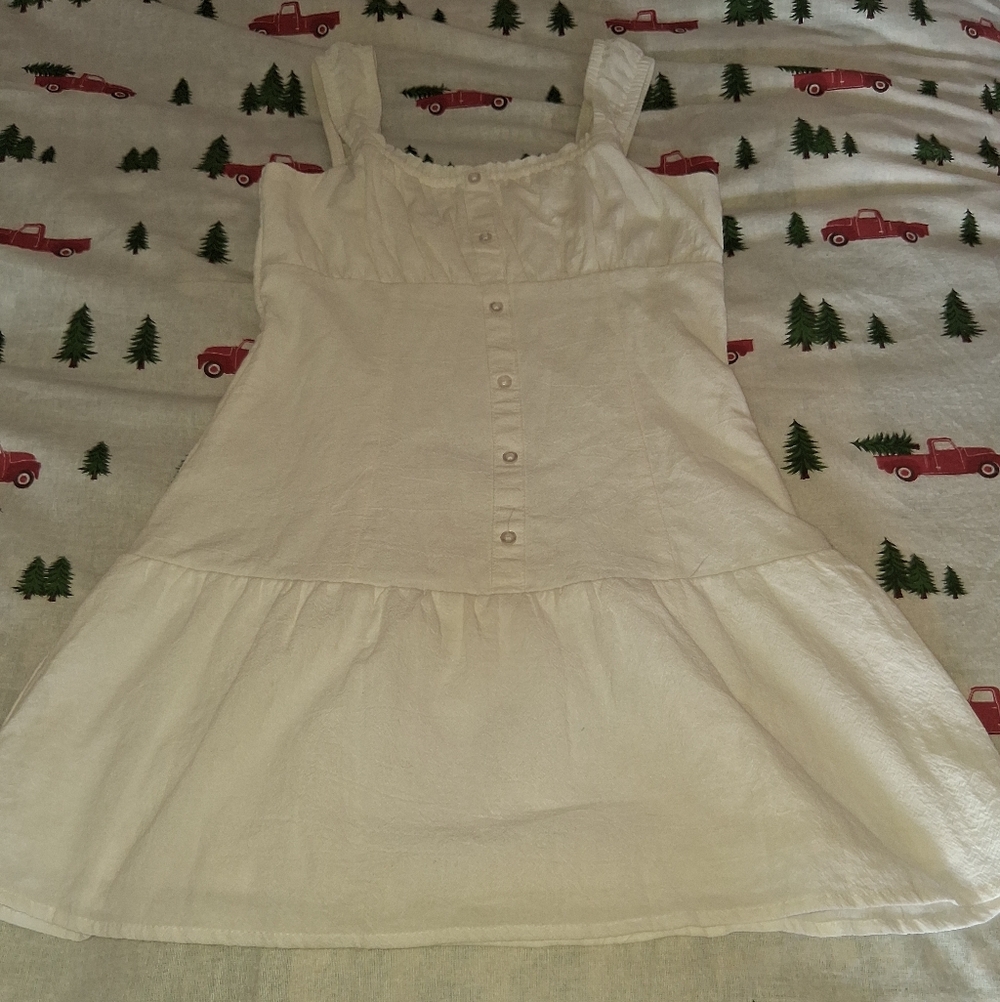 Art Class White Smocked Top